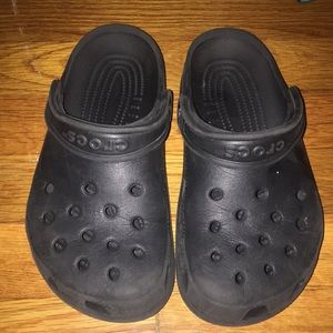 Black Crocs